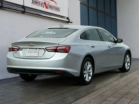 Used 2021 Chevrolet Malibu LT image 4
