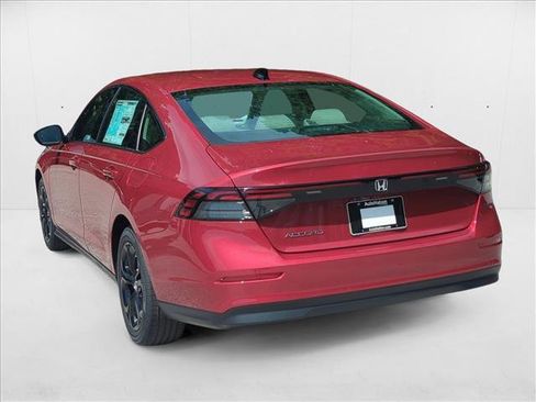 New 2025 Honda Accord SE image 7