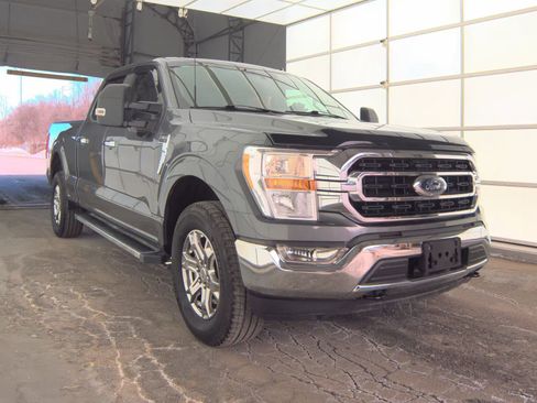 Used 2023 Ford F150 XLT w/ XTR Package image 4