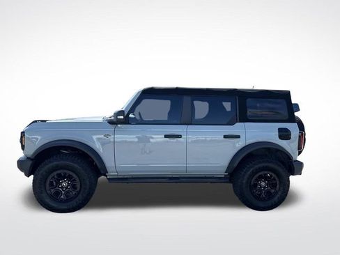 Used 2022 Ford Bronco Wildtrak image 2