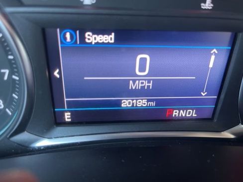 Used 2022 Chevrolet Equinox LT image 18