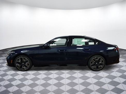 New 2026 BMW 530i xDrive 530i xDrive w/ M Sport Package image 2