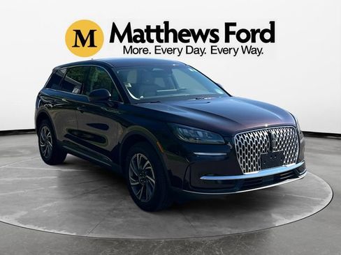 Used 2023 Lincoln Corsair AWD image 8