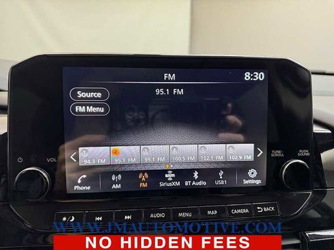 Used 2022 Nissan Pathfinder SL w/ SL Premium Package image 26