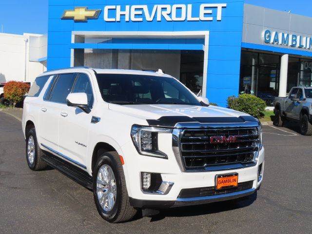 Used 2024 GMC Yukon XL SLT w/ SLT Luxury Package AWD/4WD image 1