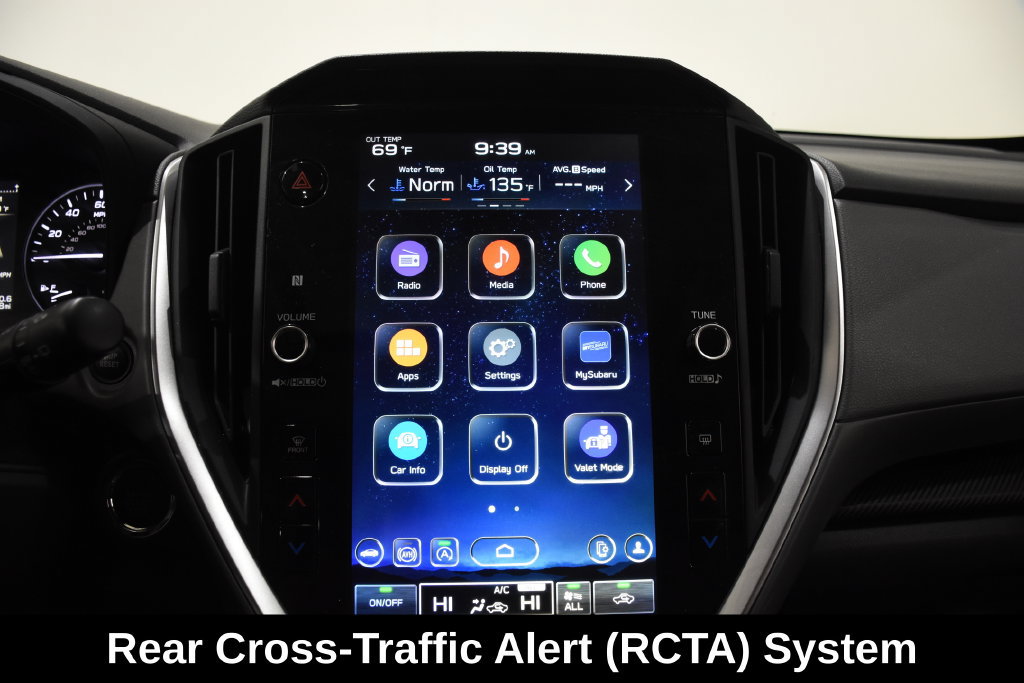 Used 2025 Subaru Crosstrek 2.5i Premium AWD/4WD image 21