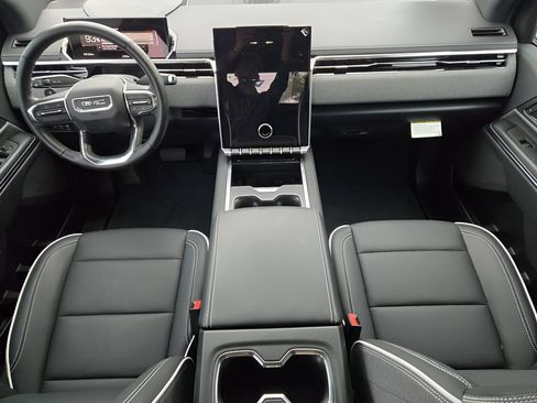 New 2026 GMC Sierra EV Elevation w/ LPO, Elevation Dark Package AWD/4WD image 18