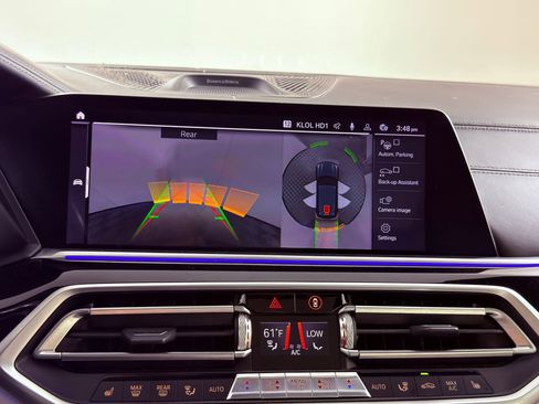 Used 2019 BMW X5 xDrive50i w/ M Sport Package image 25