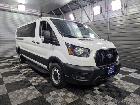Used 2022 Ford Transit 350 XL image 3
