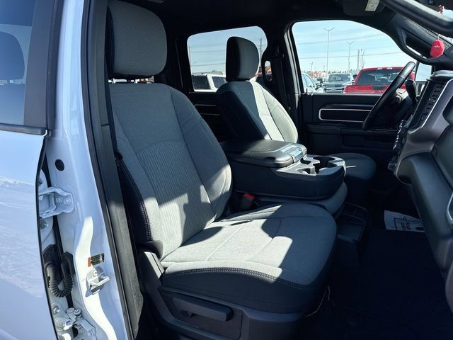 Used 2024 RAM 3500 Big Horn AWD/4WD image 24