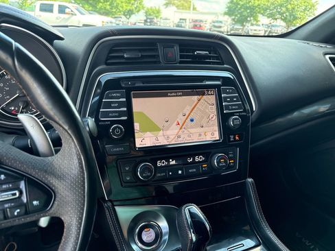Used 2020 Nissan Maxima SR w/ Illumination Package FWD image 21