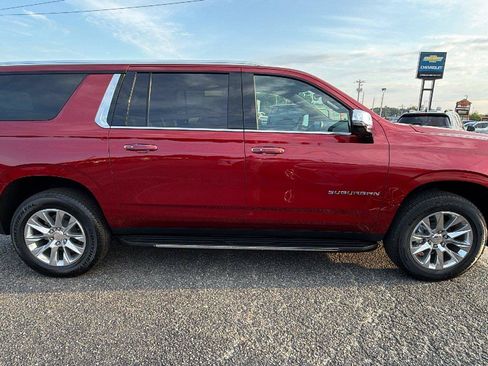 New 2026 Chevrolet Suburban Premier w/ Sun And Tow Package AWD/4WD image 7
