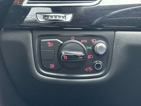 Used 2015 Audi A8 L 4.0T w/ Premium Package image 38