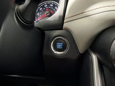 Used 2020 Toyota RAV4 XLE w/ Convenience Package AWD/4WD image 15