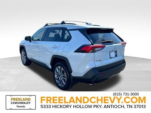 Used 2023 Toyota RAV4 XLE Premium image 5