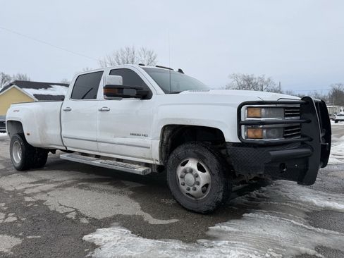 Used 2015 Chevrolet Silverado 3500 LTZ w/ Duramax Plus Package image 8