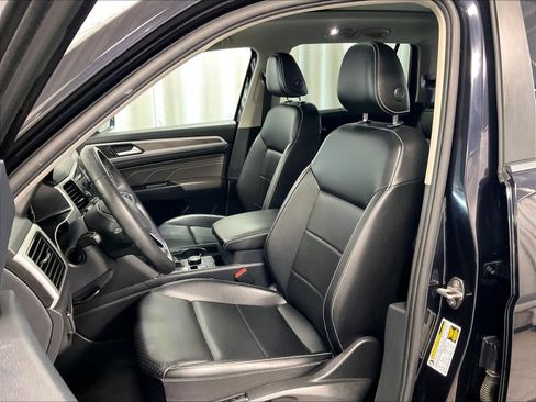 Used 2023 Volkswagen Atlas SEL image 10
