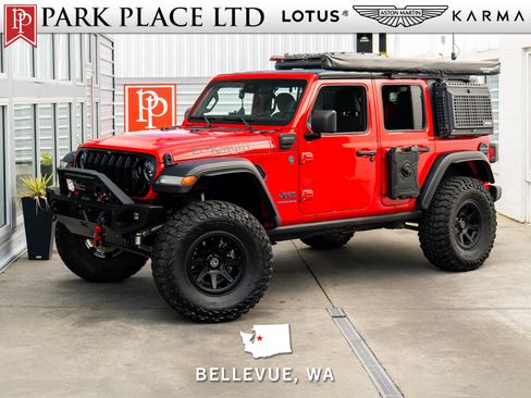 Used 2024 Jeep Wrangler Unlimited AWD/4WD image 1