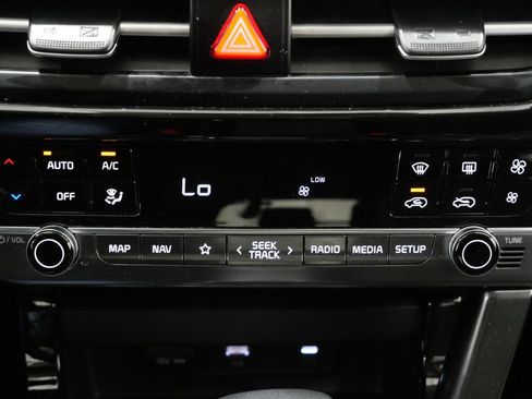 Used 2025 Kia Seltos S FWD image 18
