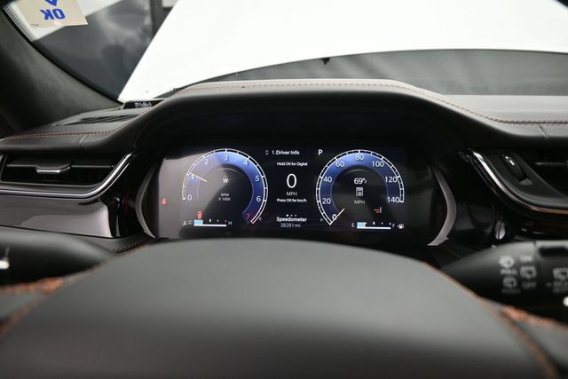 Used 2023 Jeep Grand Cherokee L Summit AWD/4WD image 11