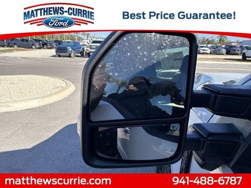 New 2026 Ford F250 Lariat w/ Black Appearance Package image 8