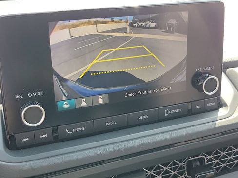 Certified 2025 Honda Accord LX image 28