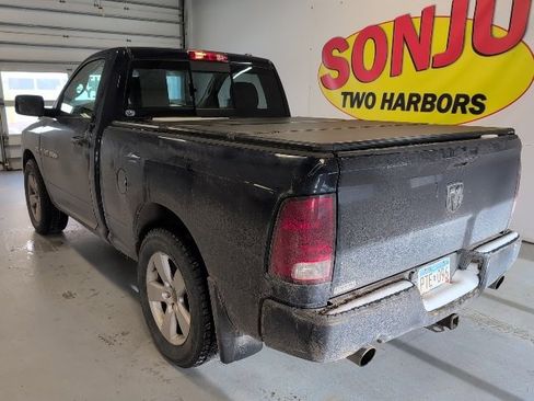 Used 2012 RAM 1500 Express image 2