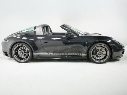 Certified 2023 Porsche 911 50th Anniversary Edition AWD/4WD image 9