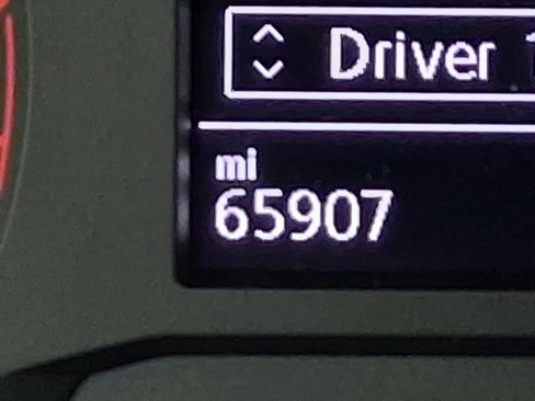 Used 2019 Volkswagen Jetta SE FWD image 18