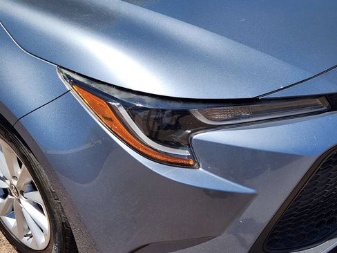 Used 2020 Toyota Corolla LE w/ LE Premium Package FWD image 28