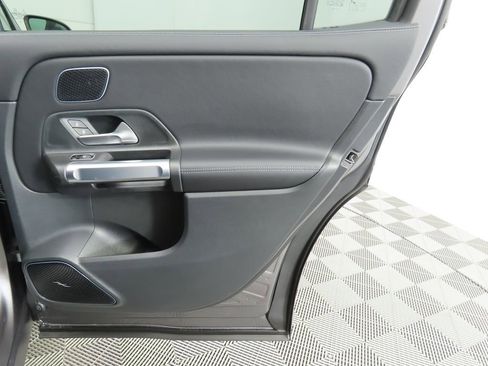 New 2026 Mercedes-Benz GLB 250 image 27
