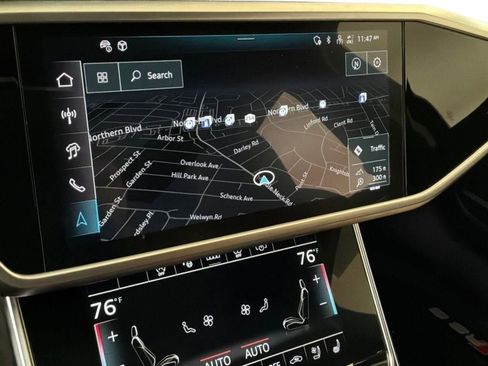 Certified 2025 Audi RS 6 performance AWD/4WD image 2