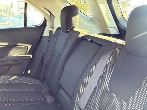 Used 2017 Chevrolet Equinox LS image 19