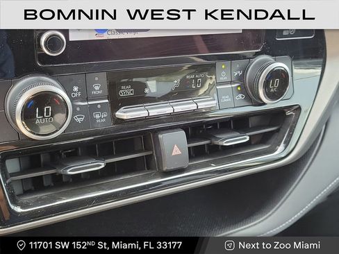 Used 2024 Toyota Highlander LE image 19