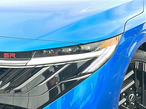 New 2026 Nissan Sentra SR w/ Floor Mat Package FWD image 4