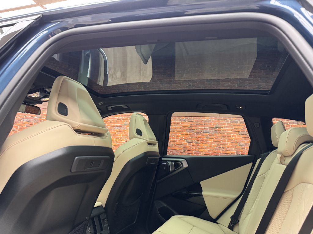 Used 2026 BMW X3 xDrive30i w/ Premium Package AWD/4WD image 3