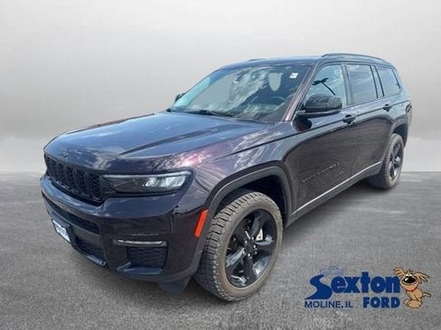 Used 2023 Jeep Grand Cherokee L Limited w/ Black Appearance Package AWD/4WD image 1