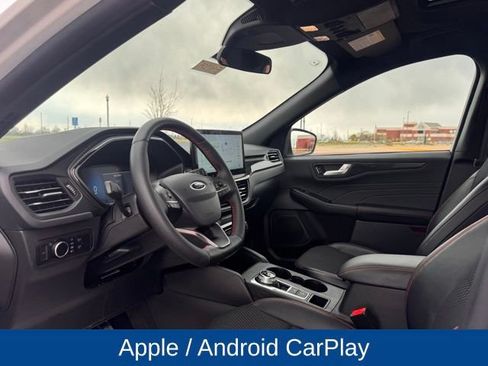 Used 2024 Ford Escape ST-Line w/ Tech Pack #1 AWD/4WD image 9