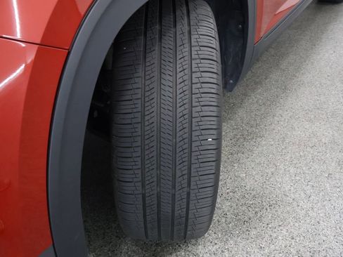 Used 2024 Volkswagen Atlas SE image 4