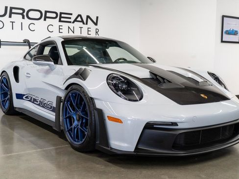 Used 2025 Porsche 911 GT3 RS image 38