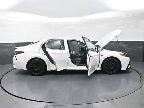 Used 2024 Toyota Camry SE FWD image 45