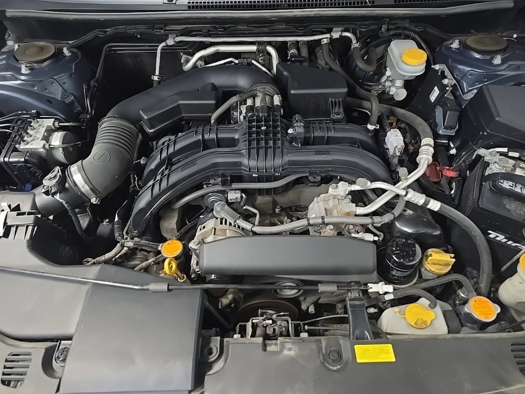 Used 2018 Subaru Crosstrek 2.0i Premium AWD/4WD image 12