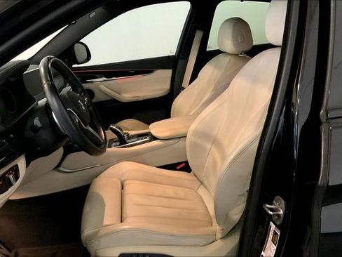 Used 2017 BMW X6 sDrive35i image 9