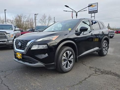 Used 2023 Nissan Rogue SV image 1