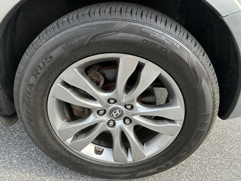 Used 2012 Hyundai Veracruz Limited FWD image 22