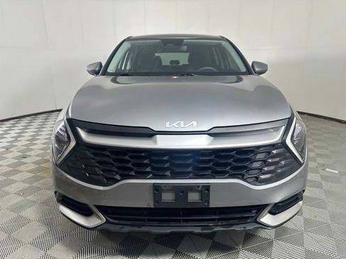 Used 2023 Kia Sportage LX AWD/4WD image 2