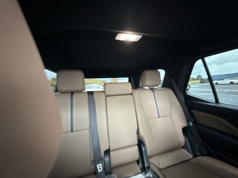 Used 2026 Toyota 4Runner Limited AWD/4WD image 32