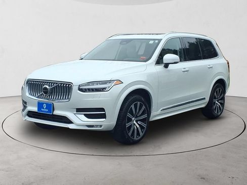 Used 2024 Volvo XC90 B5 Core w/ Protection Package Premier AWD/4WD image 1
