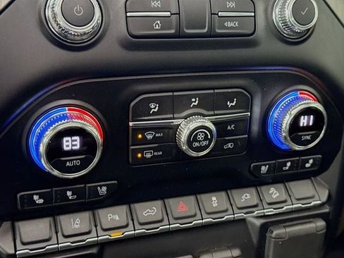 Used 2021 GMC Sierra 2500 Denali w/ Denali Ultimate Package image 19