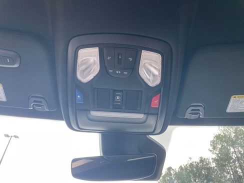 New 2026 RAM 1500 4x4 Crew Cab image 21